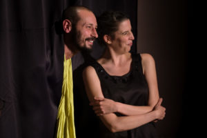 Itt és Most Társulat "A gyáva" című előadásból egy pillanat. A képen Janó Anna és Boda Tibor látható.